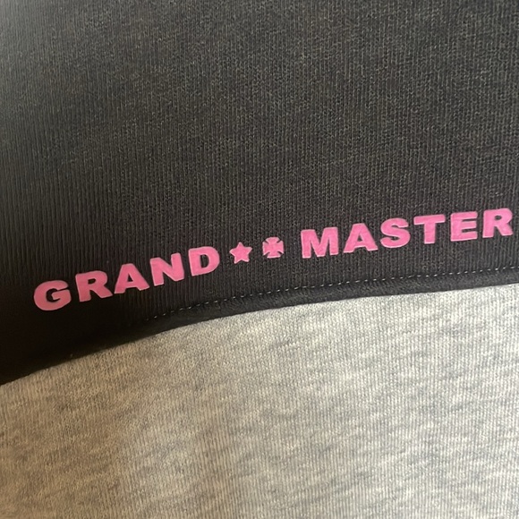 Pele “the birth of a legend” hoodie size small - Picture 7 of 7